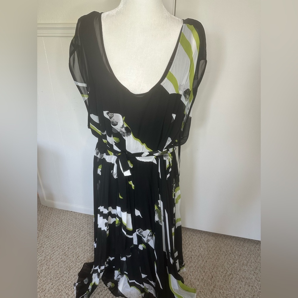 Lane Bryant Black and green pleated dress size 26